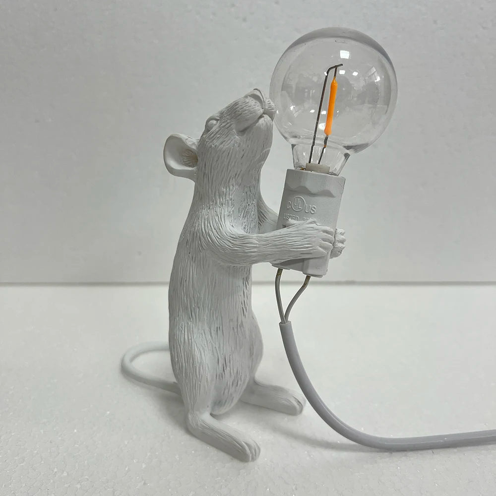 Modern Resin Animal LED Table Lamp - Mouse Cat Squirrel Design Night Light Desk Lighting Fixture for Home Decor