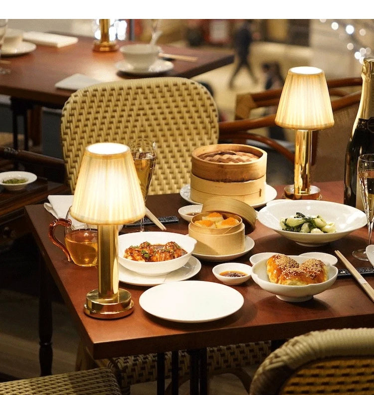USB Restaurant Atmosphere Table Lamp Nordic Bar night Lights for Coffee Bedroom Art Decor Lighing Fixtures Modern LED Desk Lamps
