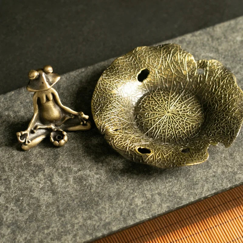 Zen Frog Incense Burner Backflow Holder Alloy Meditation Decor with Lotus Leaf Base Relaxing Home Ornament for Yoga Feng Shui - PrimeNest