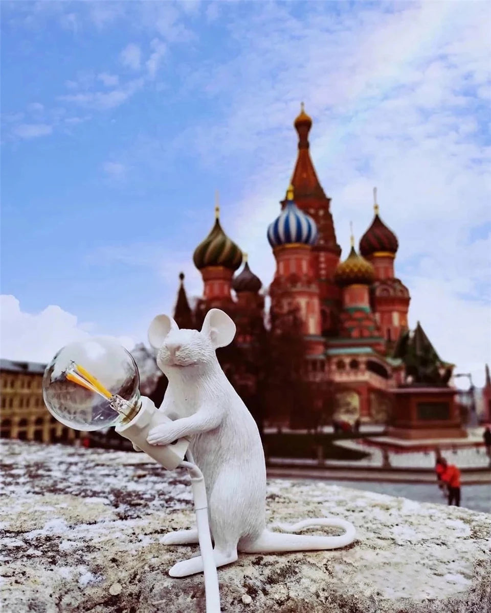Modern Resin Animal LED Table Lamp - Mouse Cat Squirrel Design Night Light Desk Lighting Fixture for Home Decor