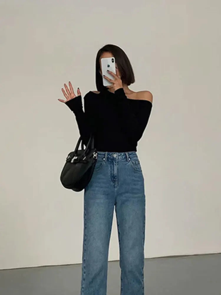 Off-Shoulder Hollow Crop Top